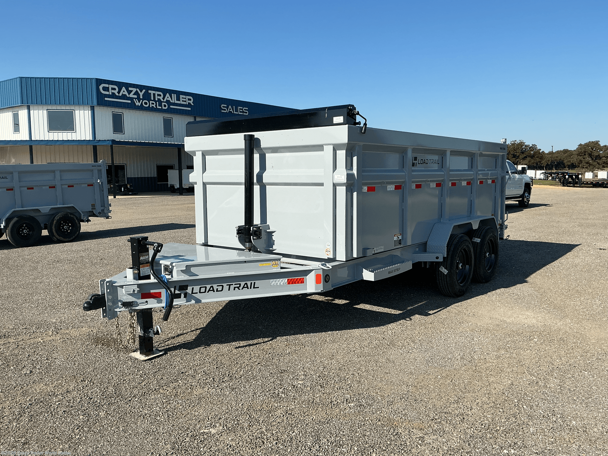 Real Good Extra Capacity Trailer three-quarter view